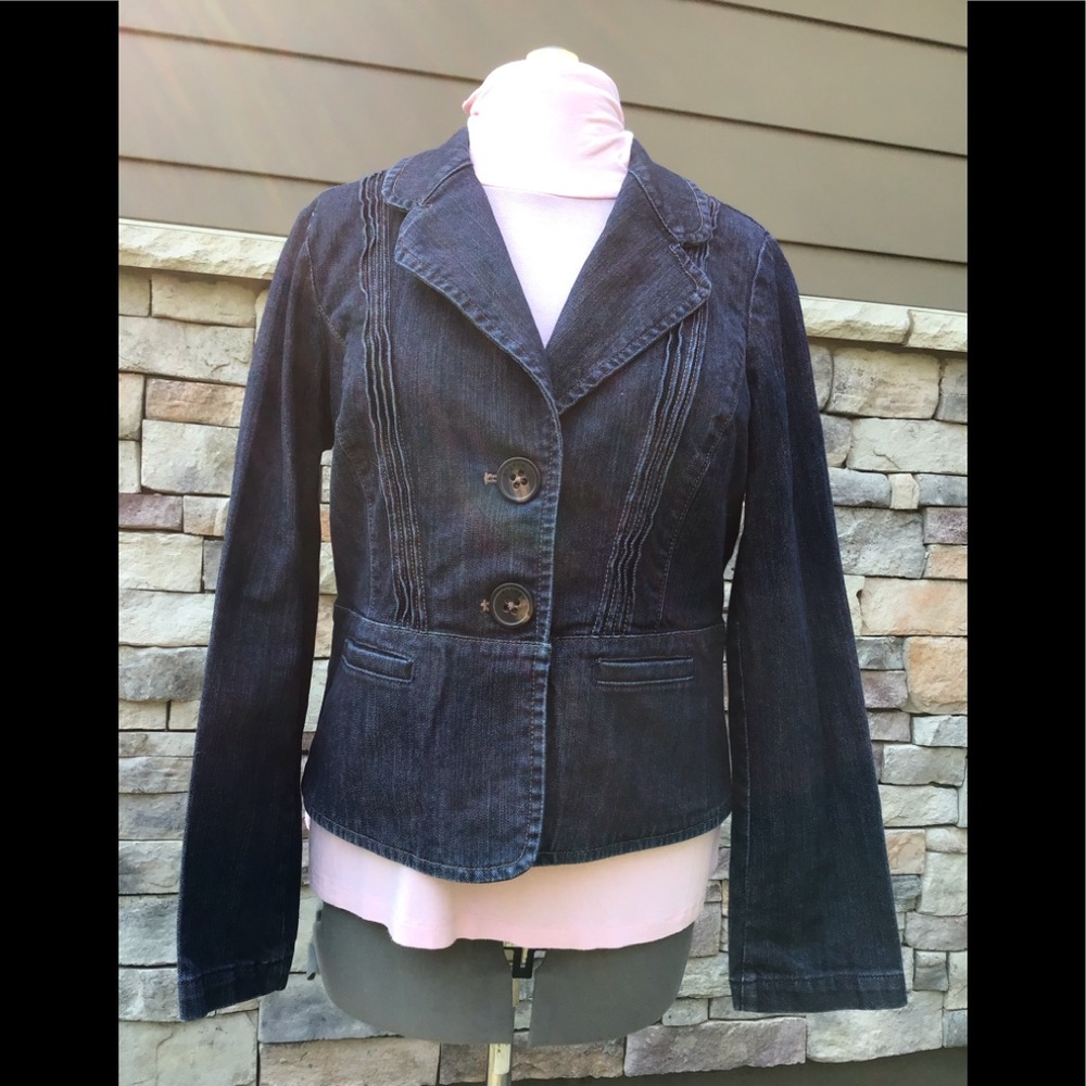 Liz Claiborne Axcess 2 button denim jacket size 14